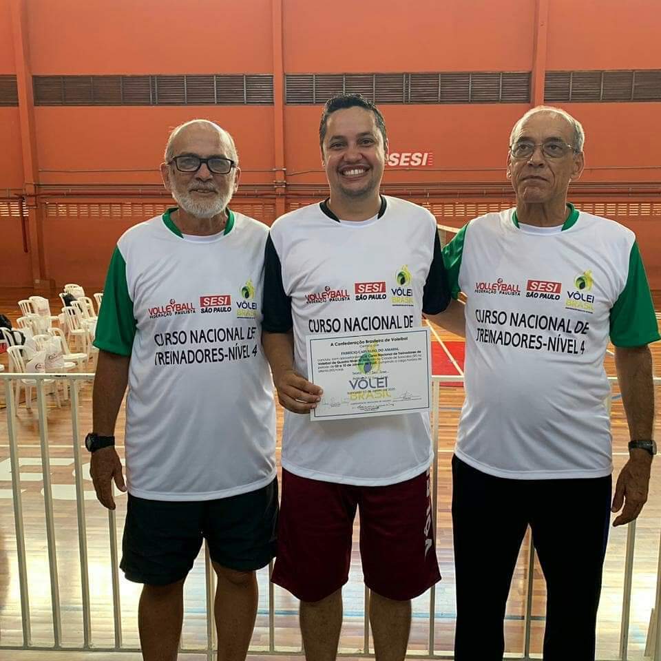 Treinador dos times de Vôlei do CFCSN se destacou em curso de qualificação da CBV